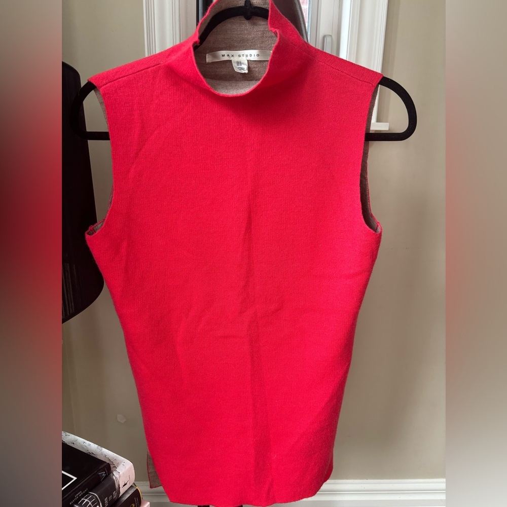 Max Studio Merino Wool Sleeveless Sweater